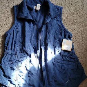 NWT Blue Mountain womens vest